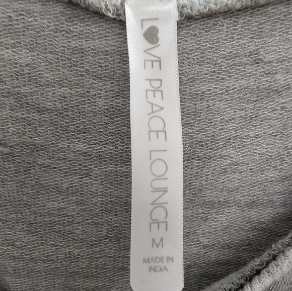 Reality TV graphic top - Picture 2 of 4